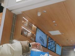 -小飞象面包公社(珠江路金鹰店)
