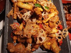 -荷塘秋月·本帮江浙菜(国权路店)