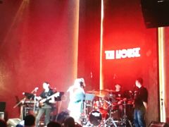 -TZ House音乐现场(来福士中心店)