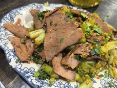 -乐山食古香跷脚牛肉