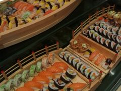 -荣誉国际酒店-云顶旋转餐厅