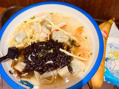 鲜虾馄饨-海昌极光餐厅