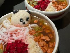 醪糟杏仁冰粉-麻六记(深圳首店)