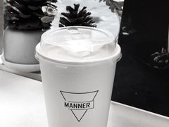 澳白-Manner Coffee(大宁国际商业广场店)