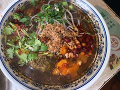 酸辣粉-爆炸头阿姨小四川正宗川味小吃(无任何分店)