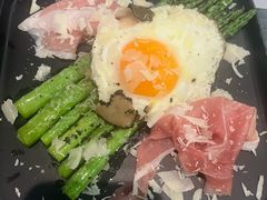 黑松露酱鸡蛋芦竹笋-Osteria意大利餐厅