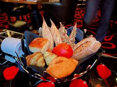 餐前面包-L'ATELIER de Joel Robuchon(外滩18号店)