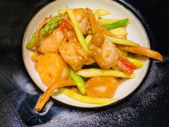 -穹六人间 people 6(岳阳路店)