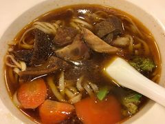 -康师傅私房牛肉面(马泉营奥莱店)