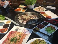 -牛味道炭火烤肉(湖前总店)