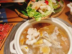 -菌彩云南野生菌火锅(万达广场店)