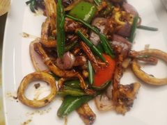 彩椒鱿鱼圈-老廣食堂(区庄店)