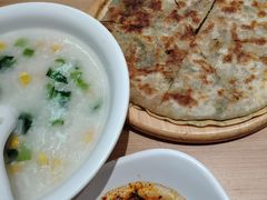 -甲乙饼·北京手工肉饼(西直门凯德茂店)