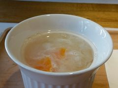 鲜奶雪耳炖木瓜-炖物24章·顺时轻养茶(杭州大厦店)