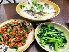 砂锅鱼头-75幢私房菜馆