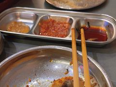 -围炉肉舍•炭烤活鳗•丹东海鲜烤肉(步行街店)