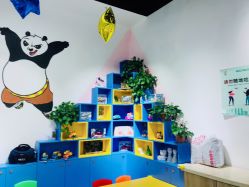 -可酷艺剪专业儿童美发沙龙(长风国贸第六馆店)