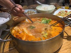 -亮欢寨酸汤鱼(沙冲路店)