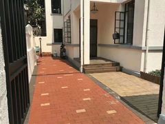 -乌鲁木齐路老洋房