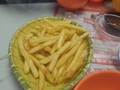 -黄师奶甜品店