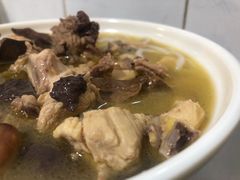 鸡肉粗米线-文山荷鲜居(翠湖店)