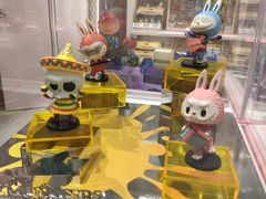 -泡泡玛特POPMART(蓝色港湾店)