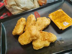 -麦当劳(七宝乐购店)