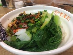 -左左香老潼关肉夹馍(龙山一路店)
