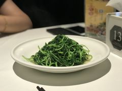 -八府香鸭·啫啫煲(华山路店)