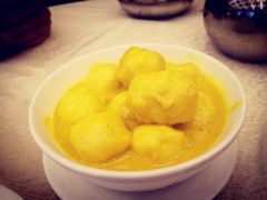 咖喱墨鱼丸-太子园林酒家