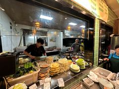 -肖肖酸萝卜鱼火锅(总店)