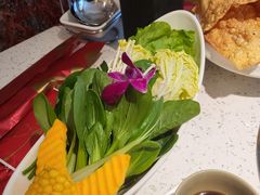 -三人行骨头王火锅(长寿店)