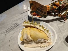 -雍容荟帝王蟹活龙虾展台自助(IFS黑金店)