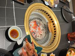-山川小町·极番烧肉(新地假日广场店)
