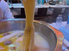 -鲜入围煮花胶鸡海鲜火锅