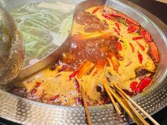 -廖掌柜·重庆鲜货火锅(上海首店)