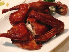 脆皮烧乳鸽-御宝轩(益丰·外滩源店)