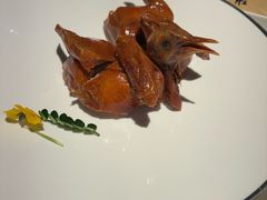 红烧乳鸽-炳胜品味(海印总店)