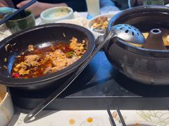 -云海肴·汽锅鸡·云南菜(天山百盛优客店)