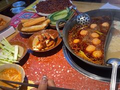 -赵美丽·重庆社区火锅·直营店(火车东站·中豪国际店)