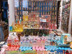 -猫的天空之城概念书店(杭州南宋御街店)