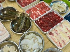 -杨老板·海鲜集市火锅·鲜切牛肉(中防万宝店)