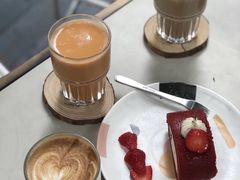 -ADO KAFE(大学城店)