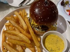 -AZUR聚(香格里拉饭店)