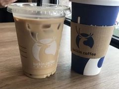 -瑞幸咖啡(万科红立方大厦店)
