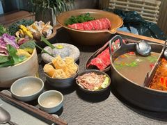 -三出山火锅(南京万象天地店)