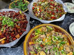 -廖哥泡椒兔(峨眉店)