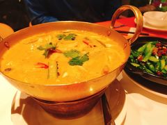 泰式冬阴功香锅-若蘭慈·无国界素食料理(欢乐海岸店)