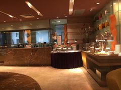 -华强广场酒店-椰香高空自助餐厅