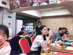大堂-渔香岛美蛙鱼头火锅(威清路店)